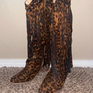 L & B leopard fringe boots size 8